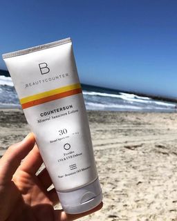 Beautycounter Sunscreen Lotion on beach